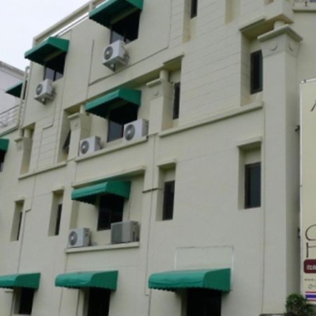 Adonis Guest House Patong Exterior photo