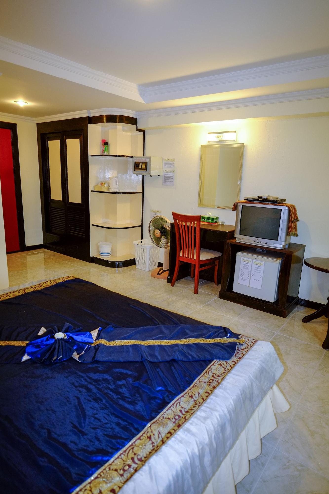 Adonis Guest House Patong Exterior photo