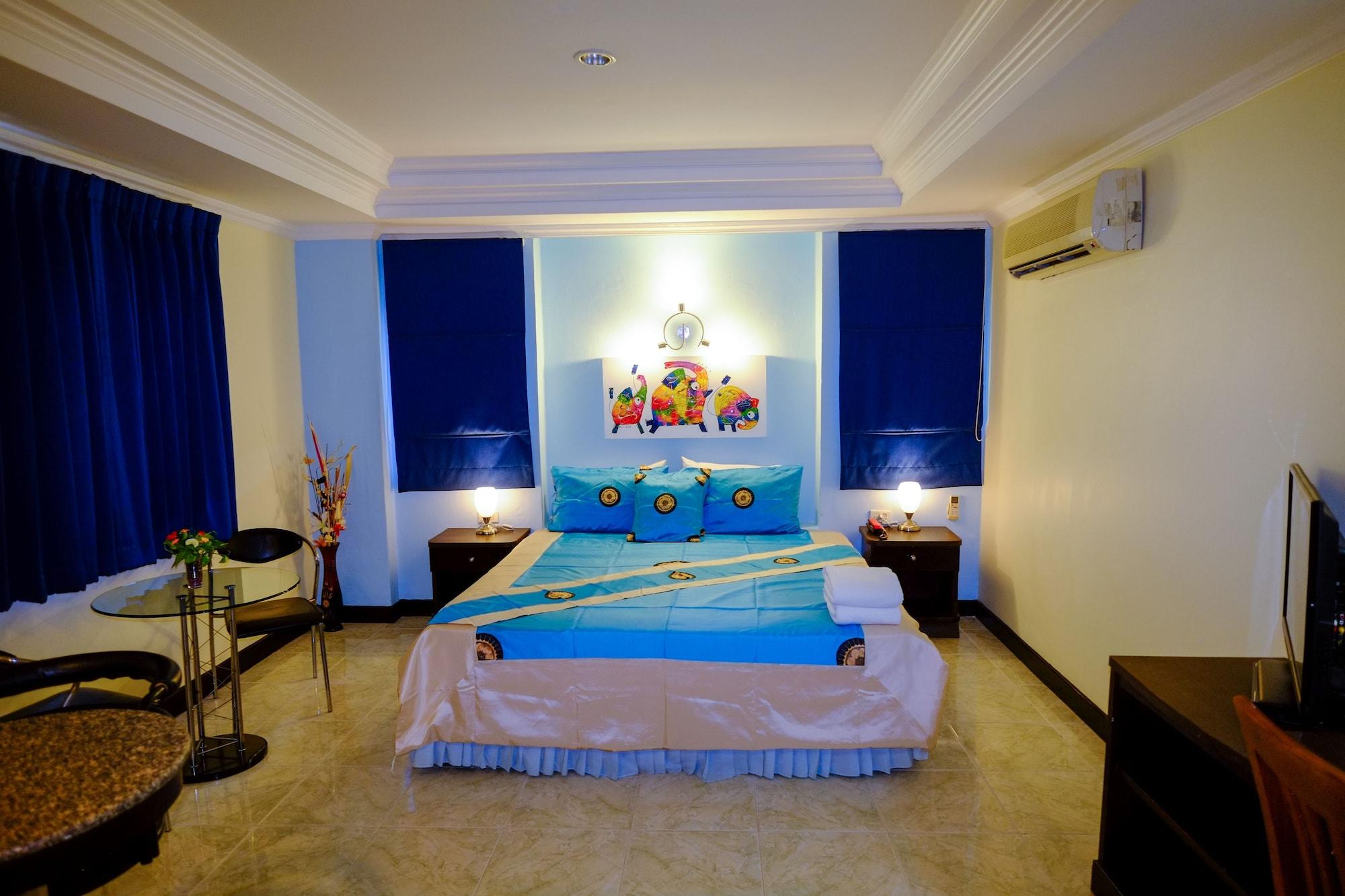 Adonis Guest House Patong Exterior photo